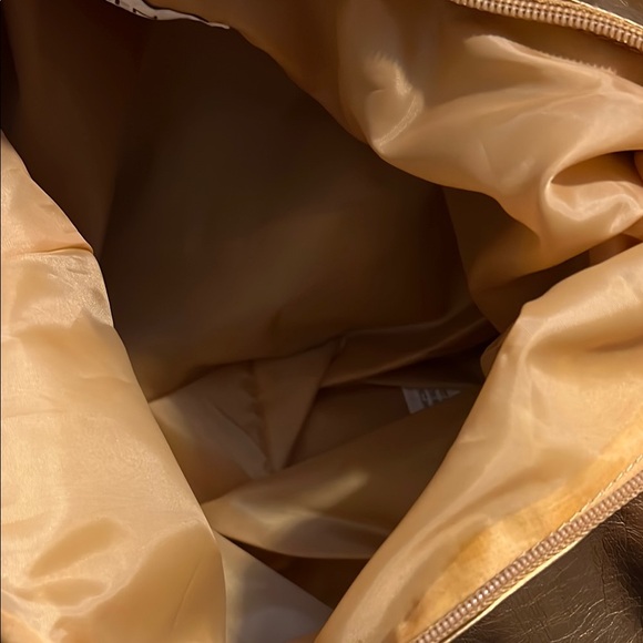 NWT Queen Latifah Gold Metallic Hobo Bag - Picture 6 of 6